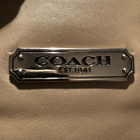 Coach Zip Tote 19456 - Picture 4 of 14